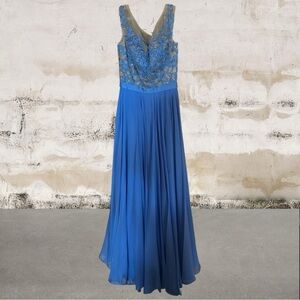 Sherri Hill Blue Sleeveless V-Neck Gown